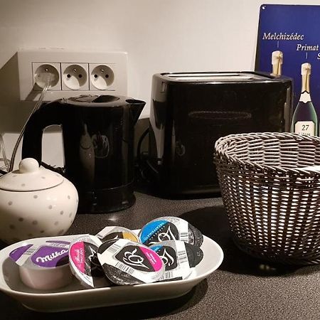 Apartament L'Ecu : Un Haussmannien Accueillant! Reims Zewnętrze zdjęcie
